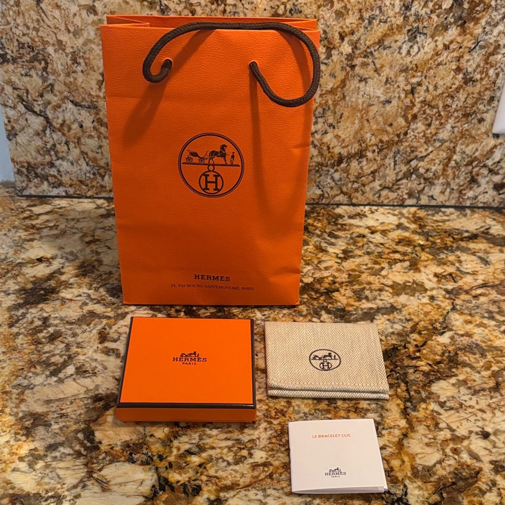 Hermes Orange Paper Bag with Orange Box and Cream Dust Pouch